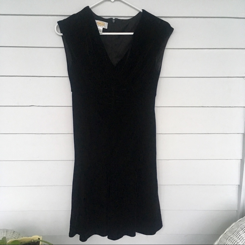 *Host Pick* VINTAGE Talbots velvet cocktail dress.
